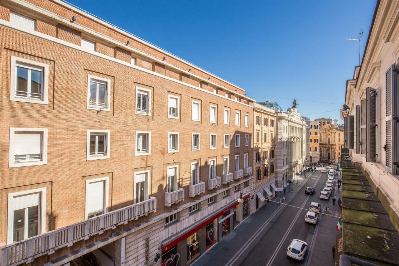 New! Spanish Step Design Apartment Rom